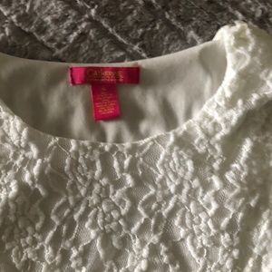 White lace, sleeveless dress shirt tank